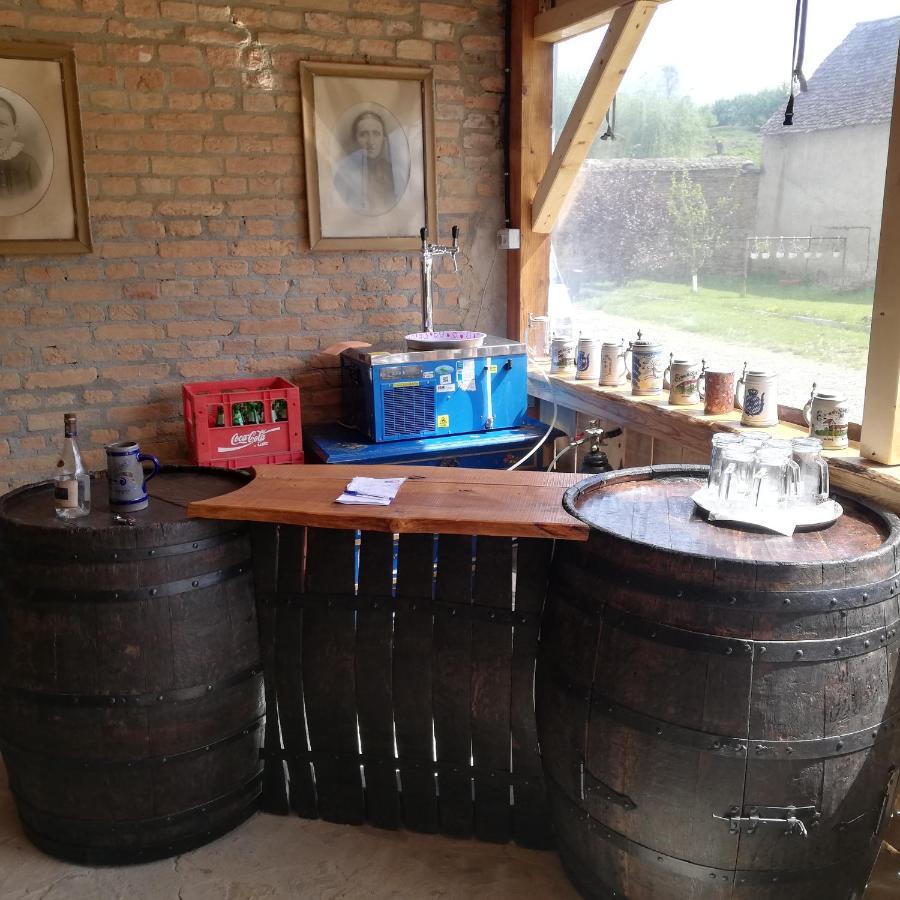 Pensjonat Casa Din Barcut Zewnętrze zdjęcie